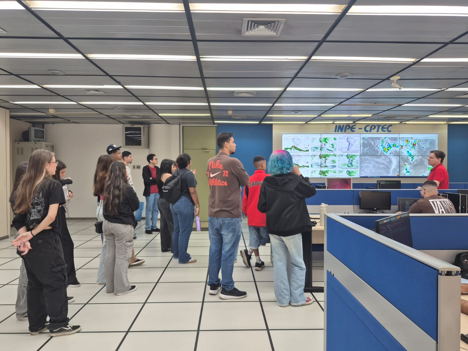 Visita EE Conselheiro Rodrigues Alves da cidade de Guaratinguetá-SP