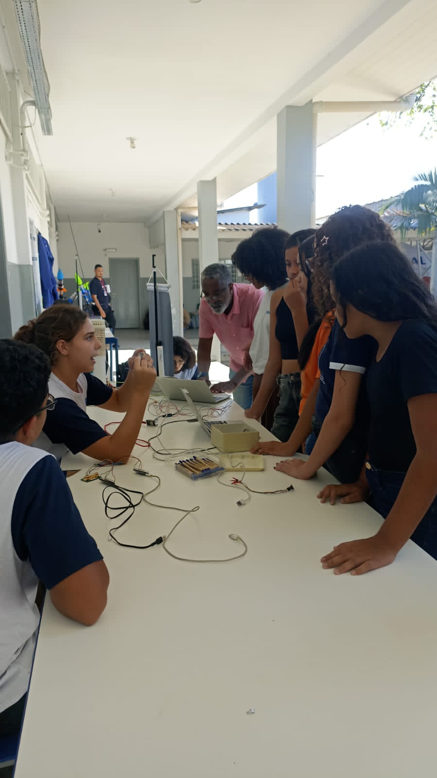 IV Encontro de Jovens Cientistas do Programa Educação-Extensão Educacional Ambiental, Científica e Tecnológica do Inpe